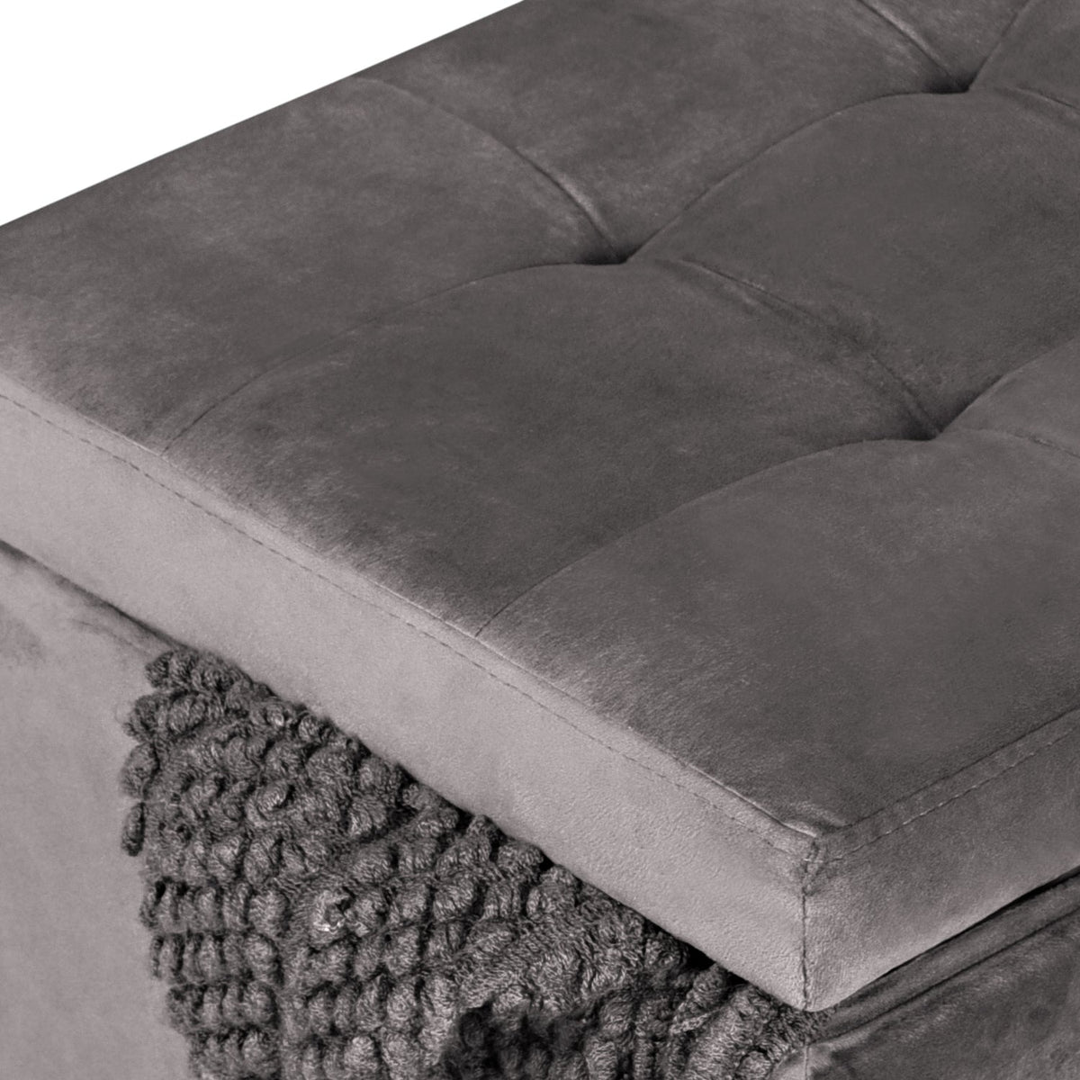 Macher Ottomans