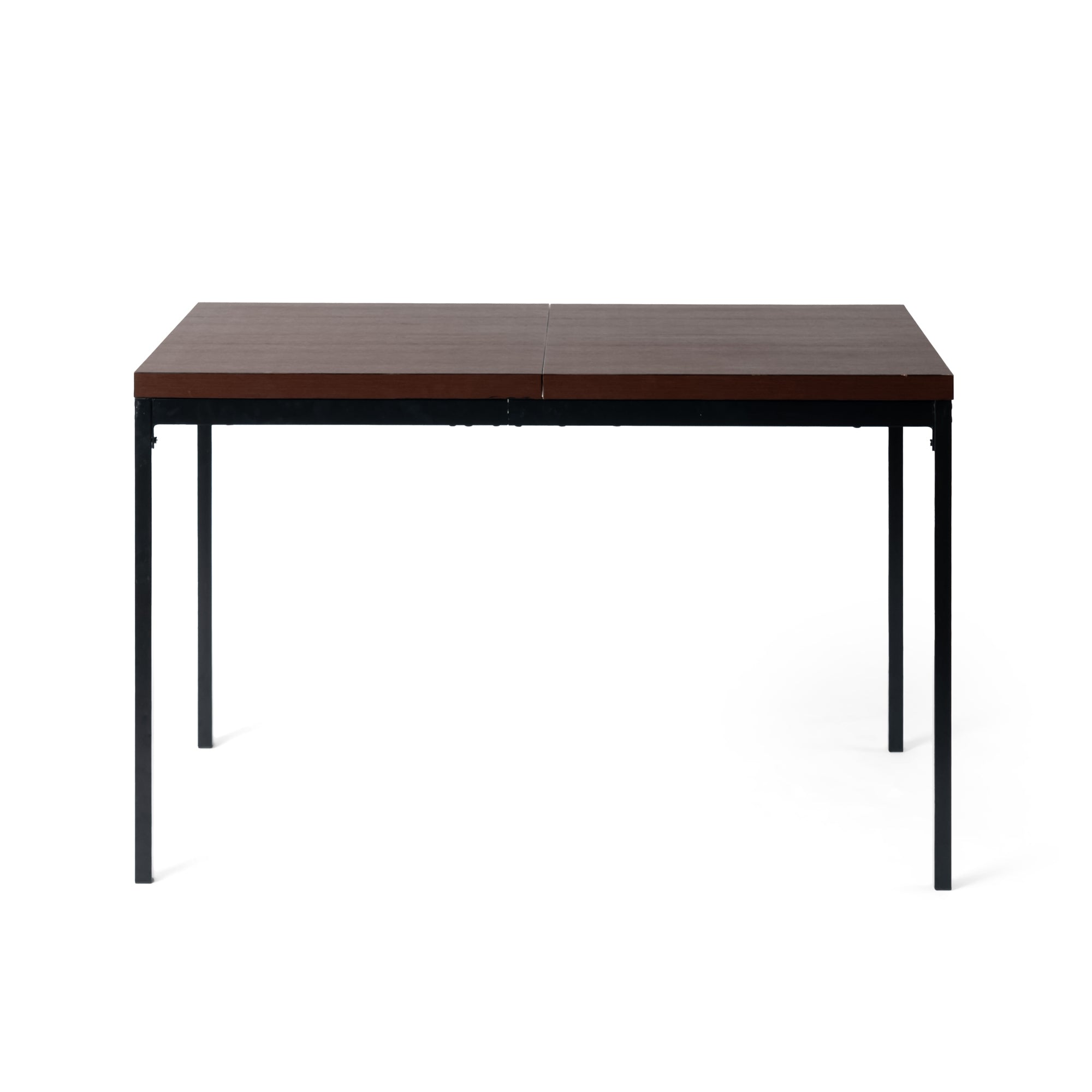 2408210000009_media_8