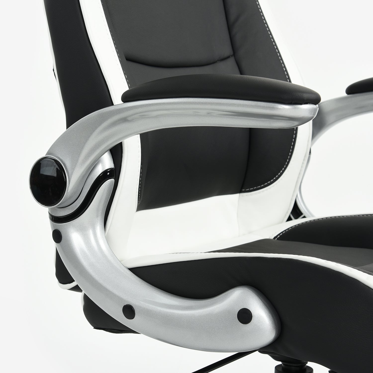 Anniston Game Chair