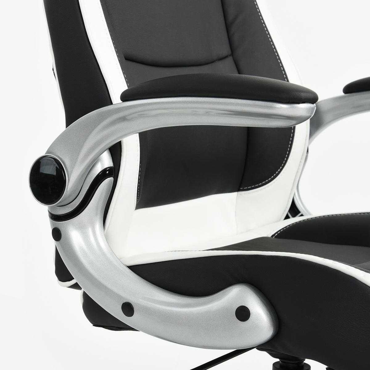 Anniston Game Chair
