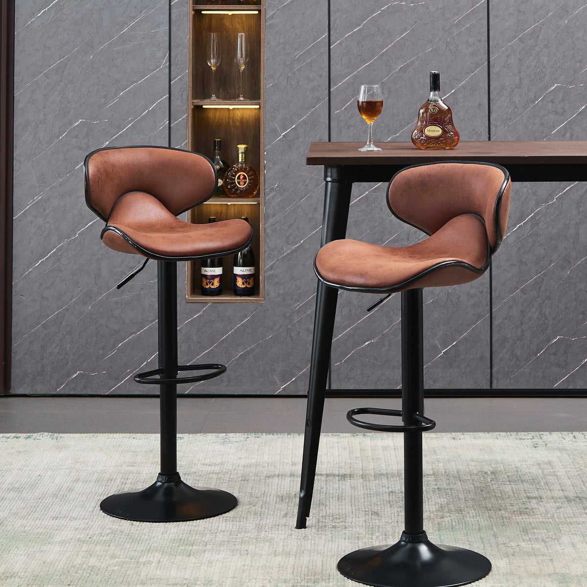 Arn Bar Stool