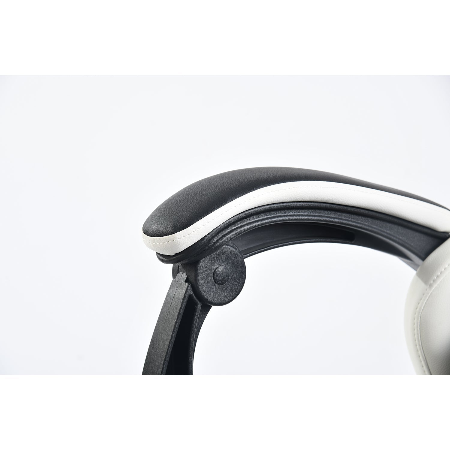 CAMERON – Black Office Chair
