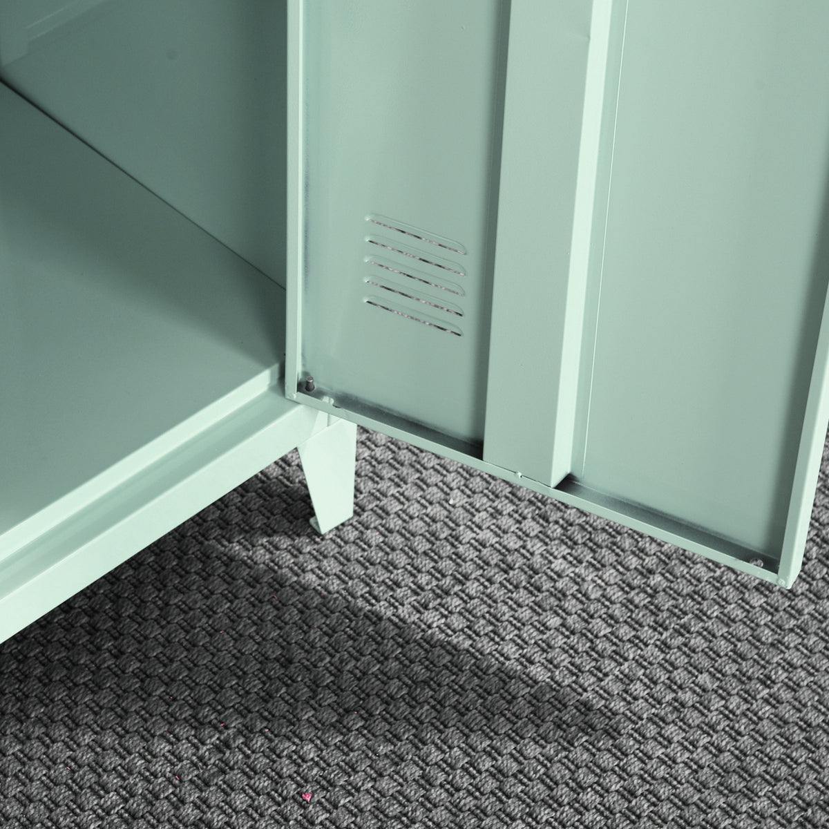 Councilbluffs Green Accent Cabinets