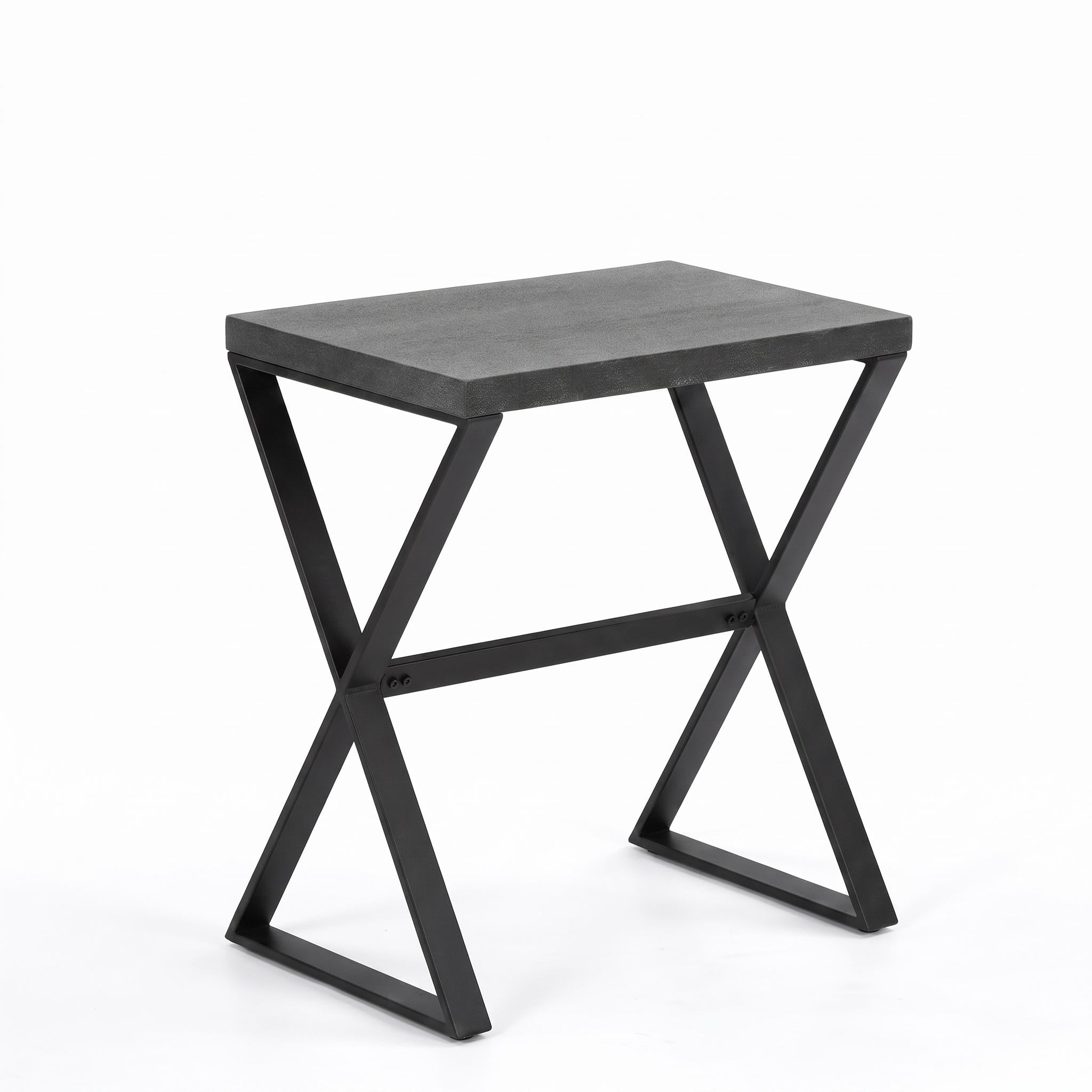 Carvalho Side Table