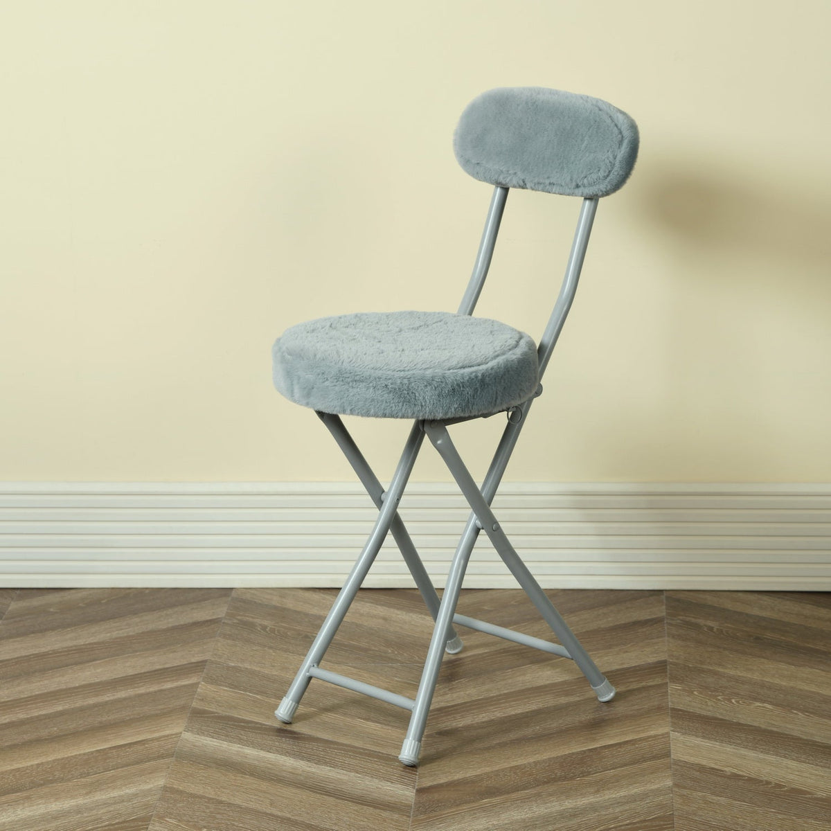 Ernst Plush Folding Chair