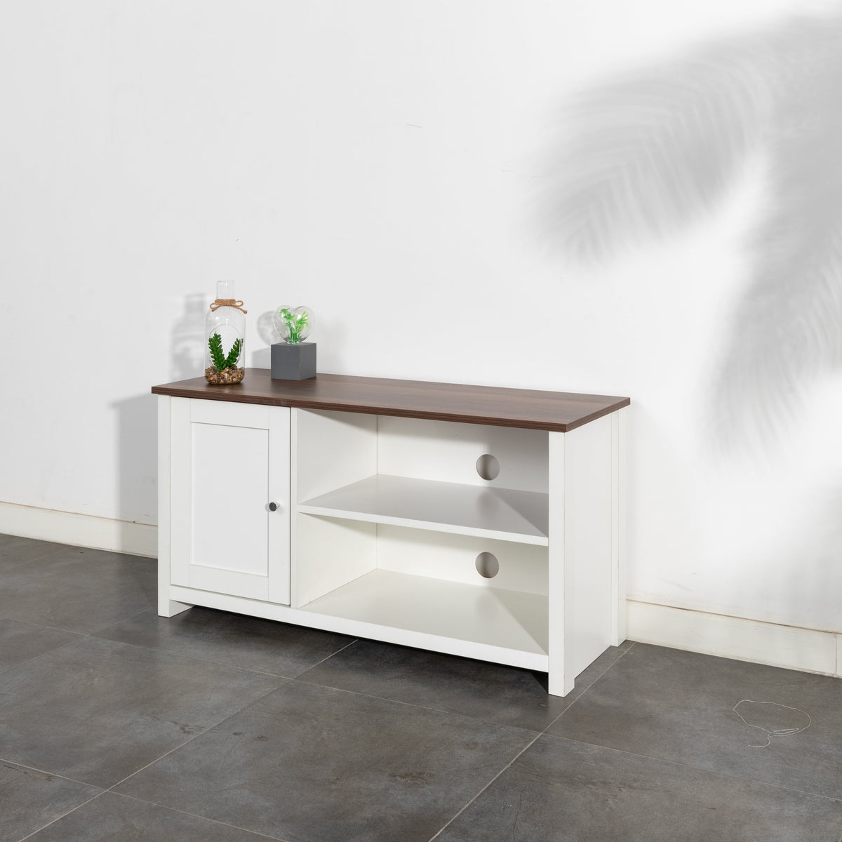 Favre Tv Stand