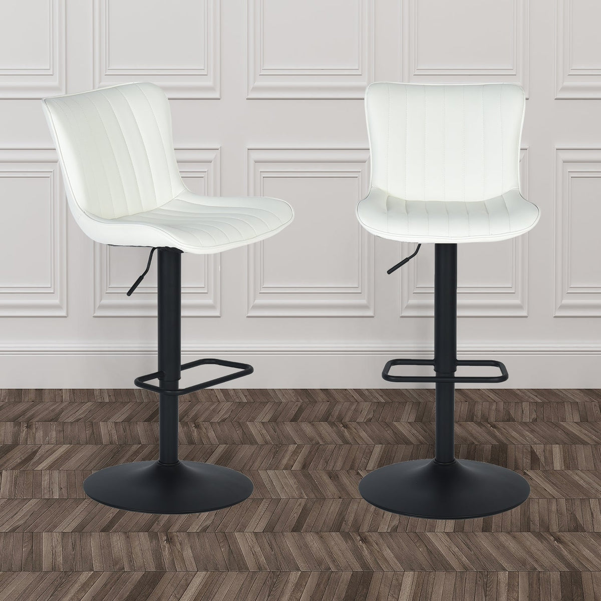 Hend Pu Bar Stool