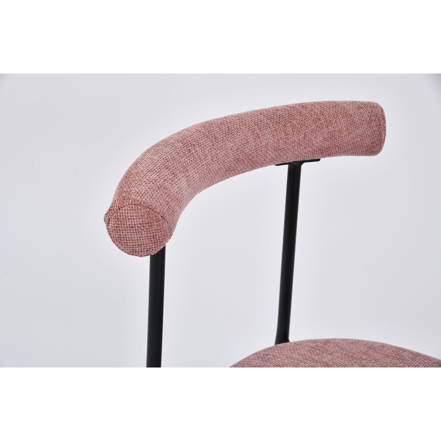 IHNE BLUSH – Blush Dining Chair