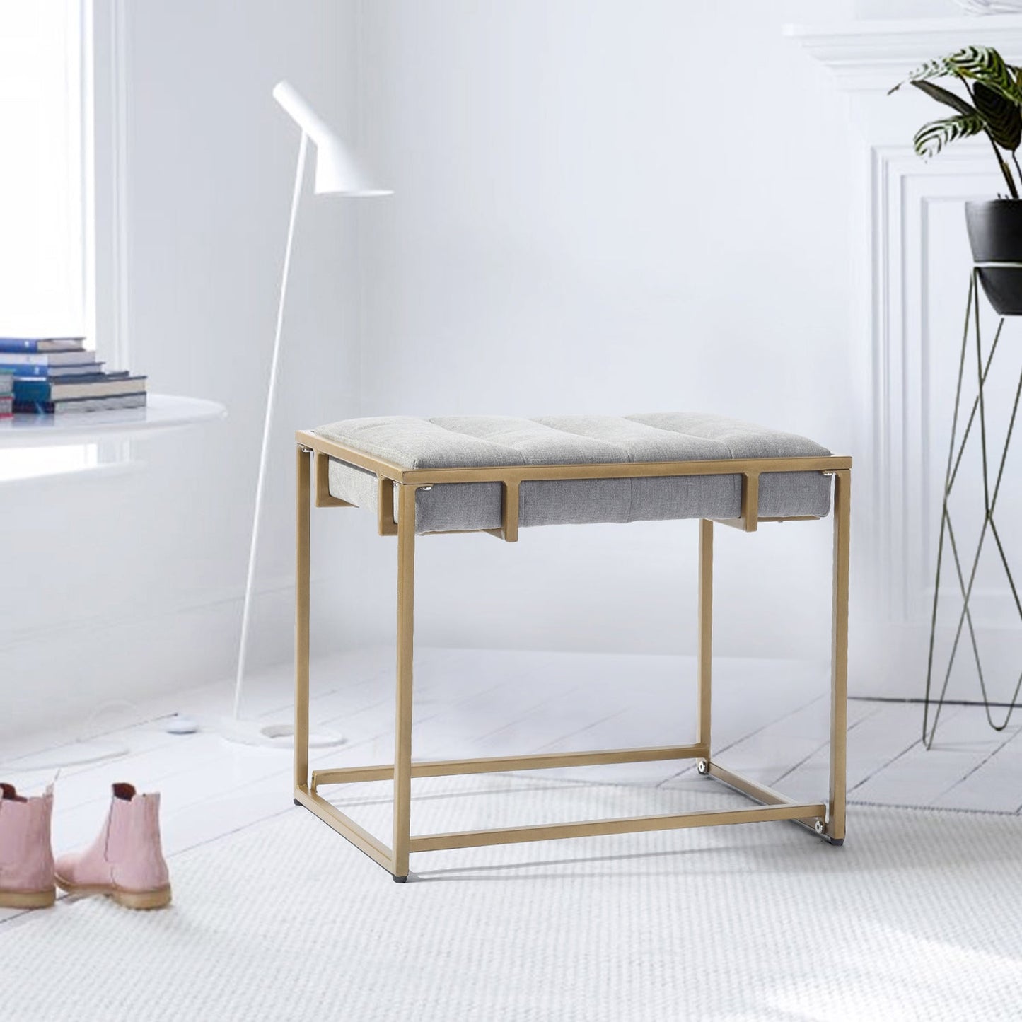 Cowan Stool
