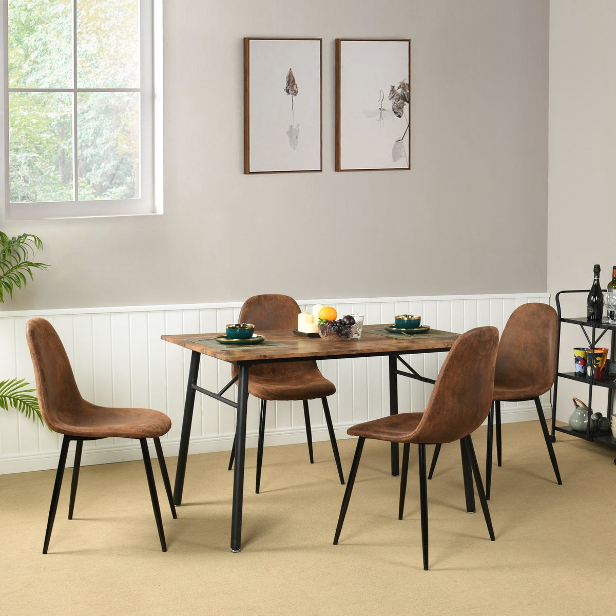 Wustia Dining Table